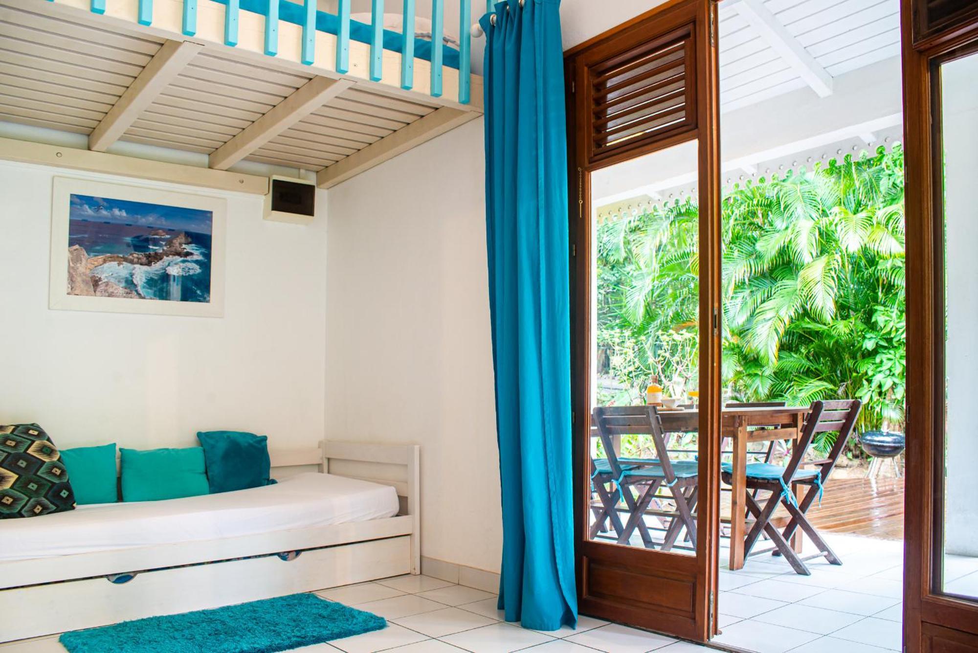 Au Jardin Des Colibris Ecolodge&Spa Deshaies Esterno foto