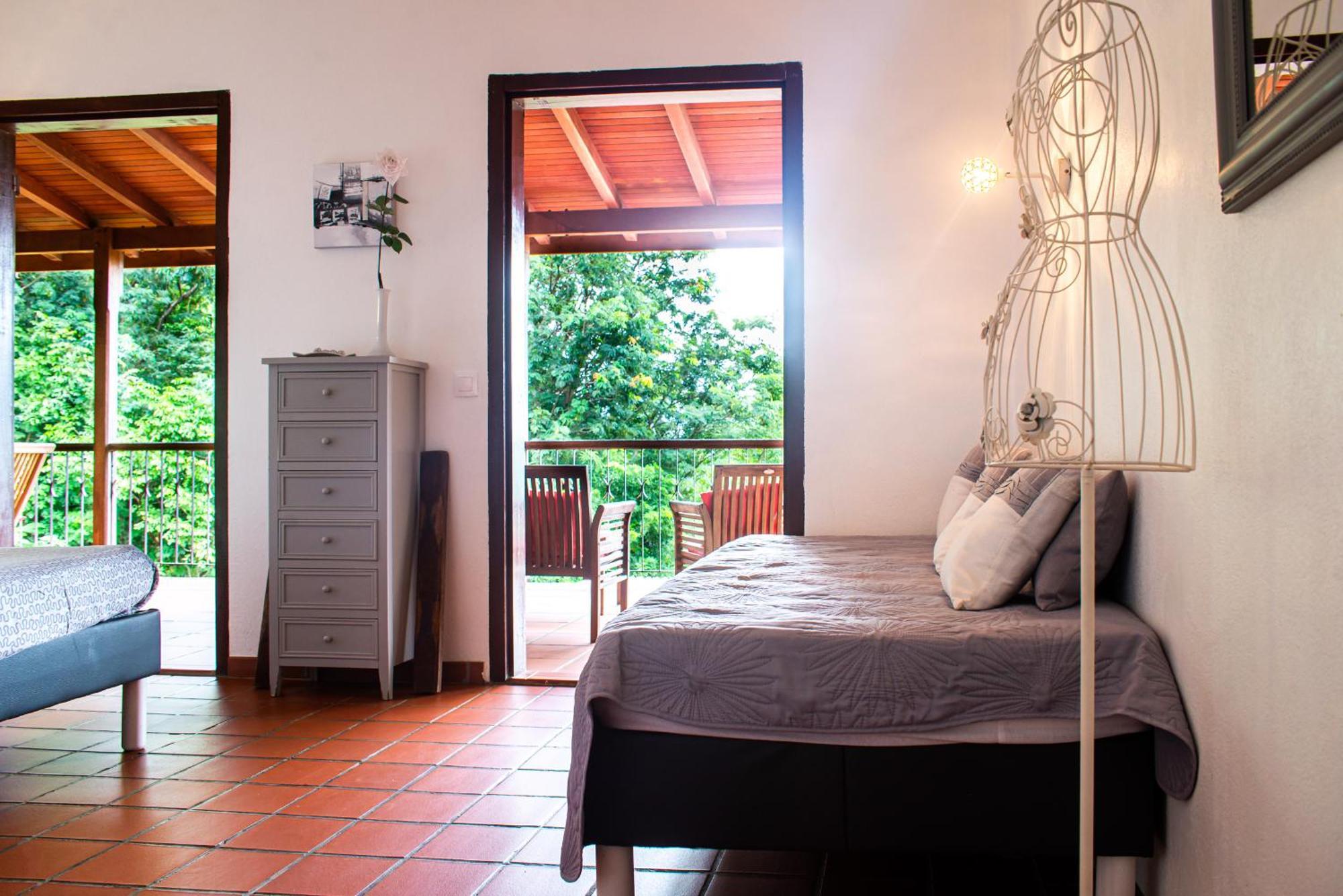 Au Jardin Des Colibris Ecolodge&Spa Deshaies Esterno foto