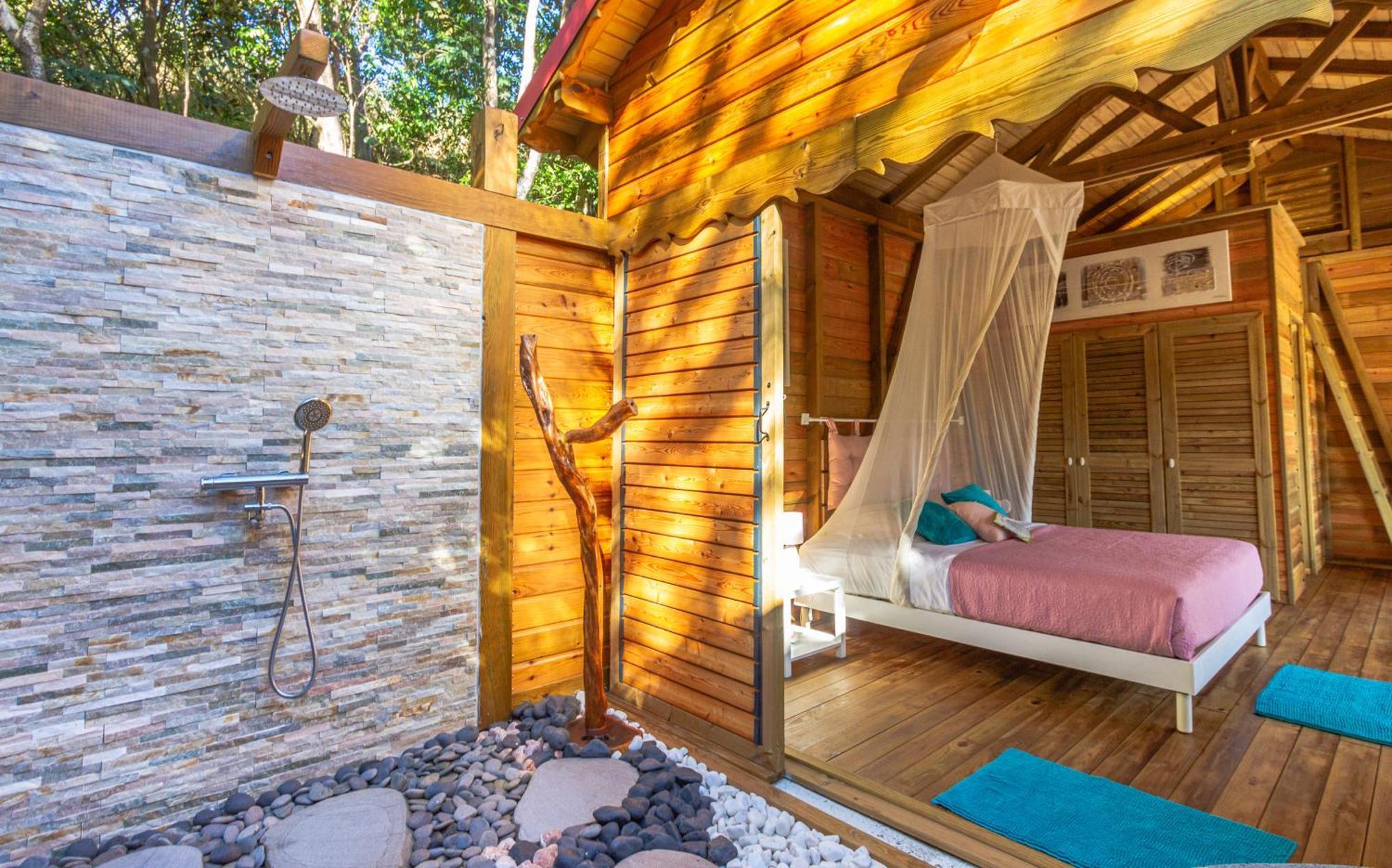 Au Jardin Des Colibris Ecolodge&Spa Deshaies Esterno foto